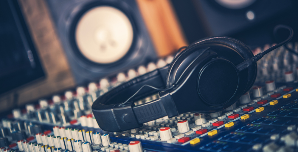 Breakdown of the Best Headphones for Voice Over Recordings